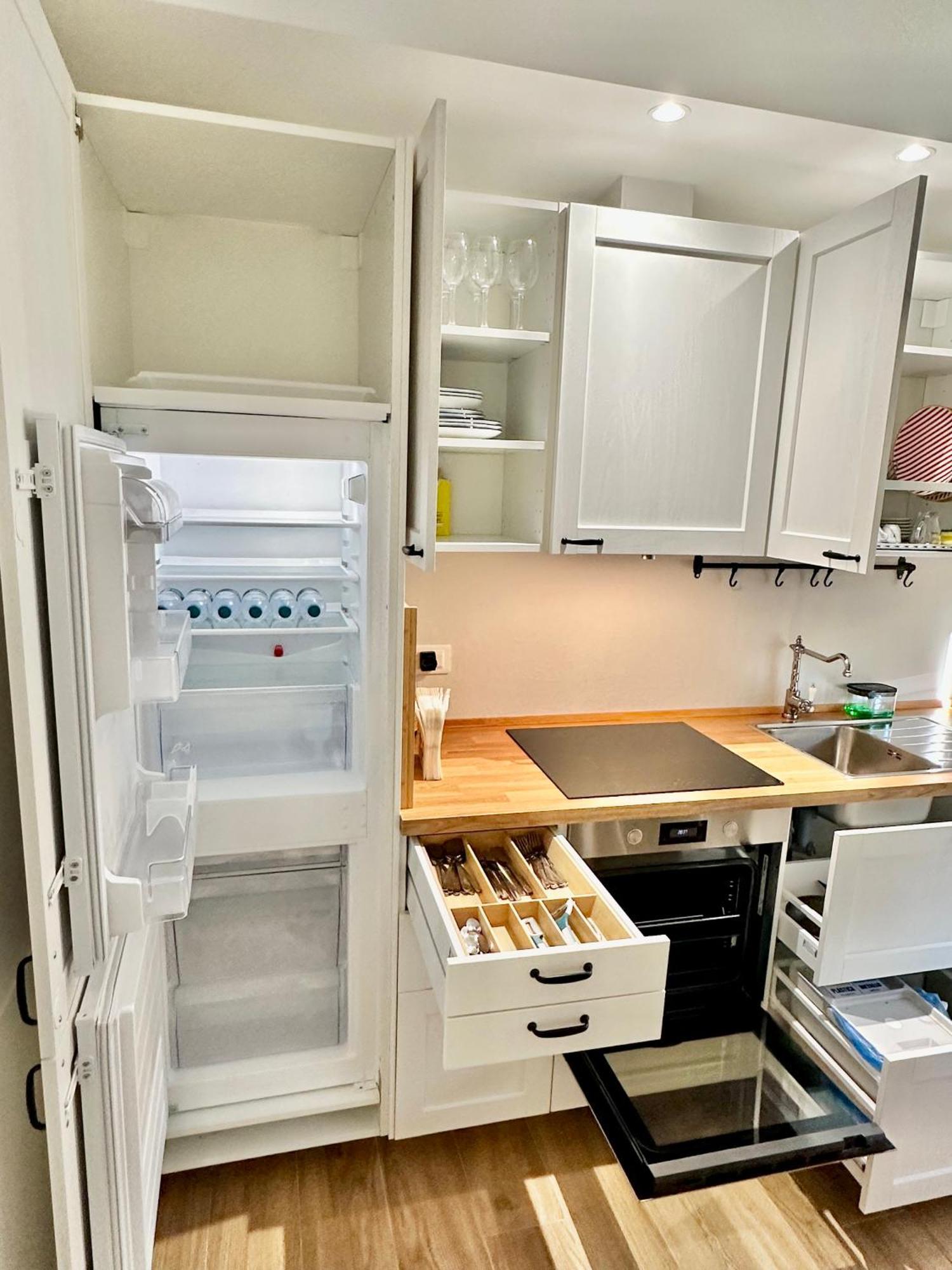 Jasmine Station - Cinque Terre Apartment ลาสเปเซีย ภายนอก รูปภาพ
