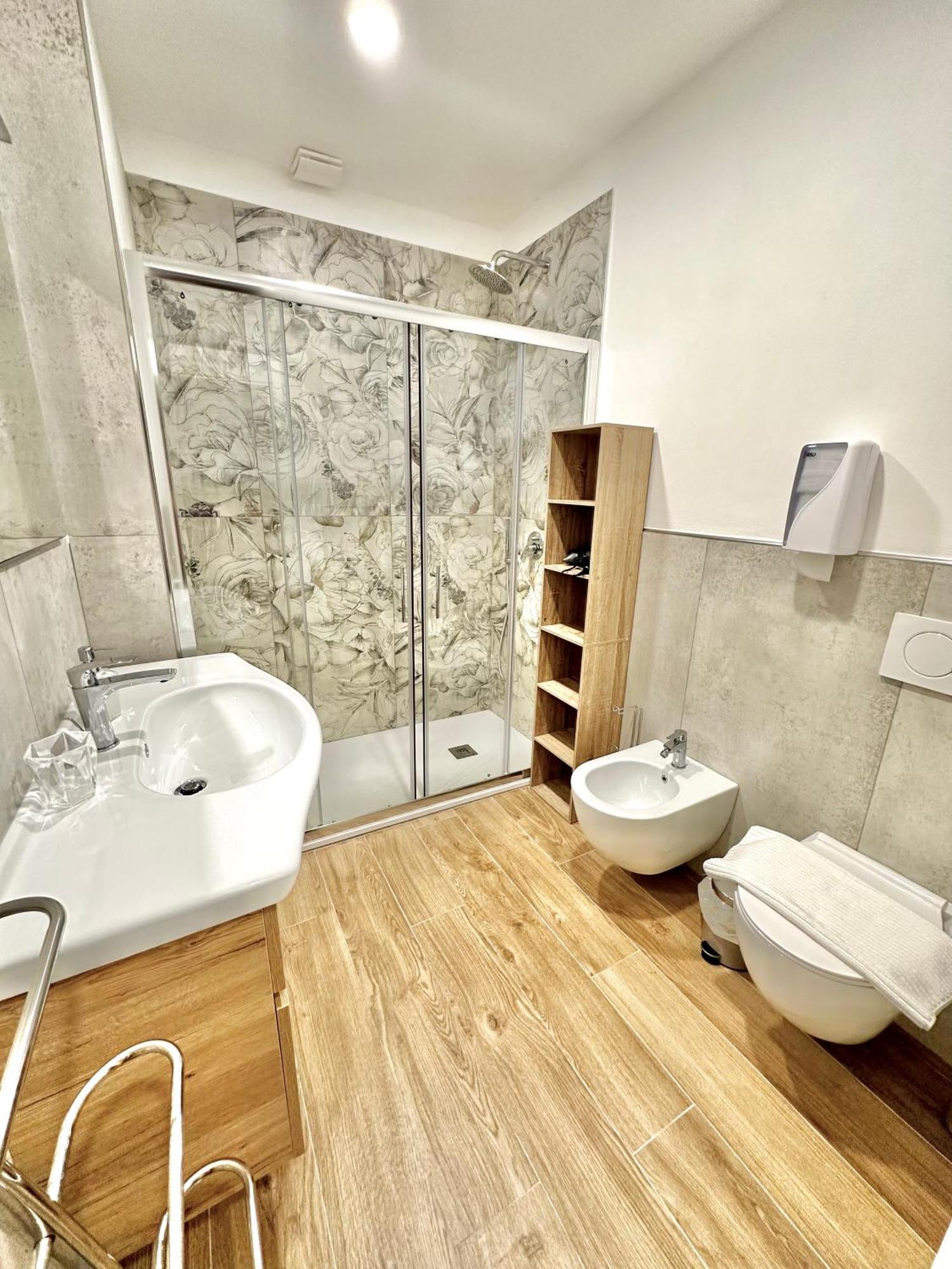Jasmine Station - Cinque Terre Apartment ลาสเปเซีย ภายนอก รูปภาพ